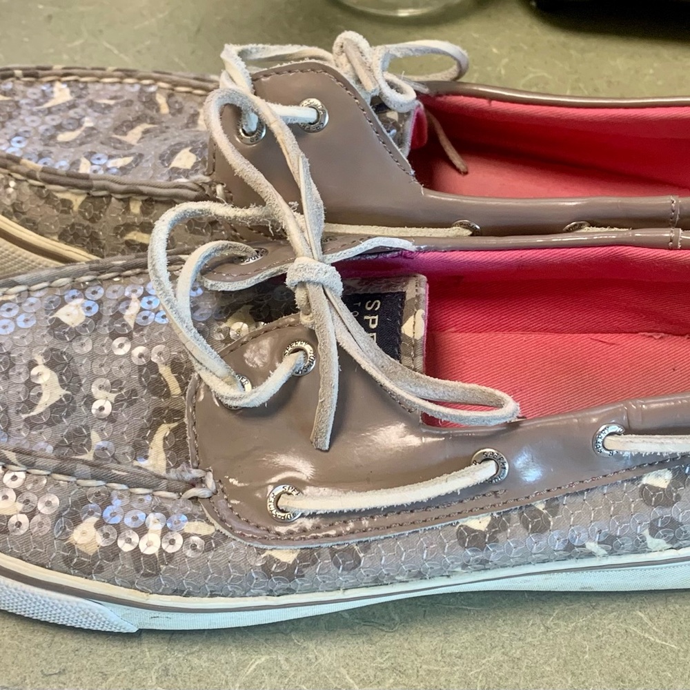 Sperrys Woman’s Size 9M - Picture 3 of 3